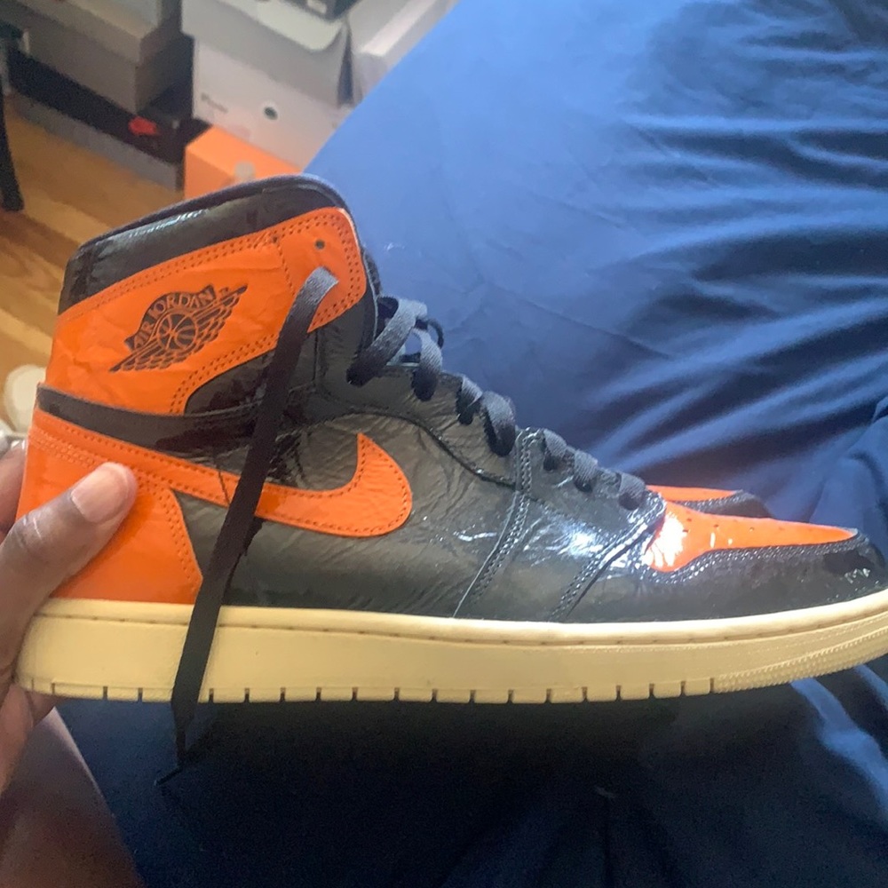 Air Jordan 1 shattered backboard 3.0